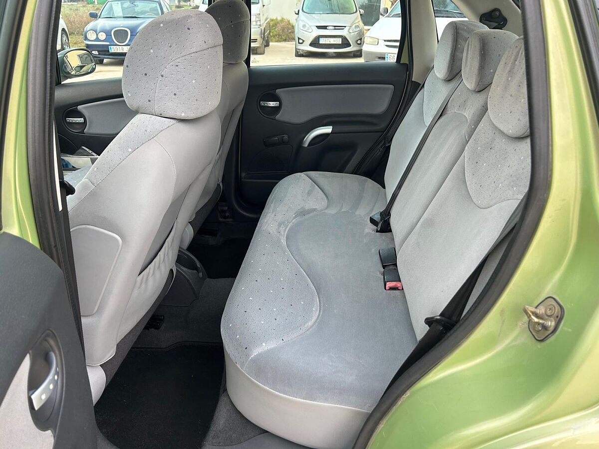 CITROEN C3 SX 1.4 AUTO SPANISH LHD IN SPAIN SUPER LOW 33000 MILES SUPERB 2003